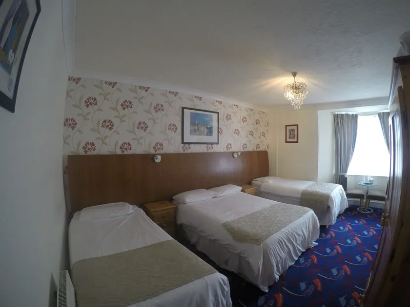 Savoy Court - Image 1