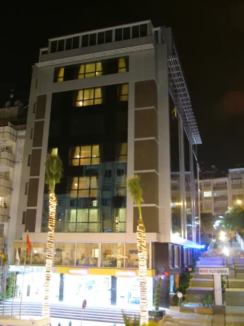 Narin Hotel - Image 1