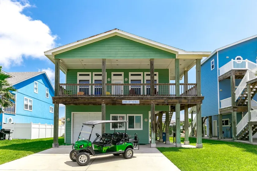 Jones N By The Beach 5 Bedroom Home - Image 1