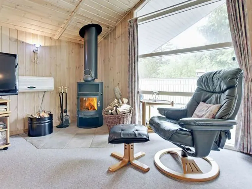Classic Holiday Home in Nørre Nebel With Sauna - Image 1