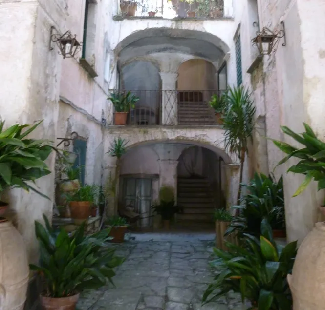Palazzo della Cortiglia - Image 1