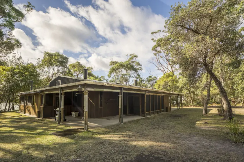 Myer House - Image 1