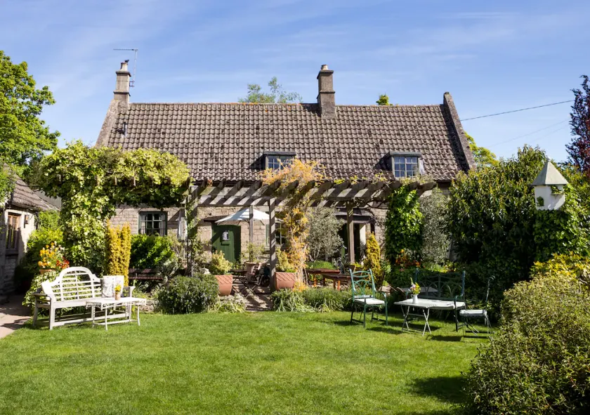 Beech House at The Olive Branch - Image 1