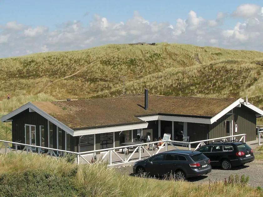 Serene Holiday Home in Ringkobing With Sauna - Image 1