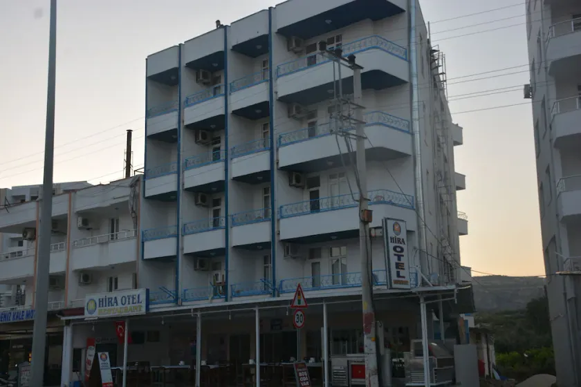 Hira Hotel - Image 1