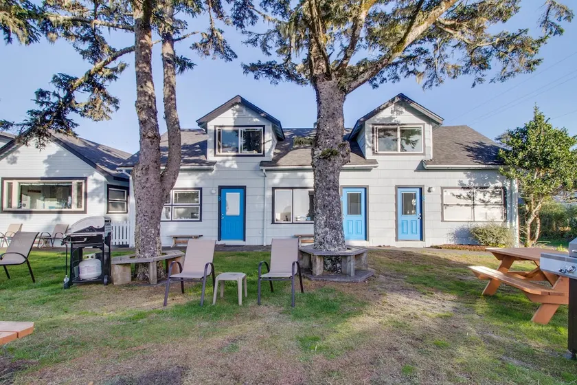 Ocean Rogue Inn - Image 1