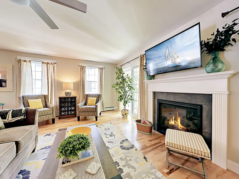 Brand-new 2br - Close To The Beach & Pier 2 Bedroom Townhouse - Image 1