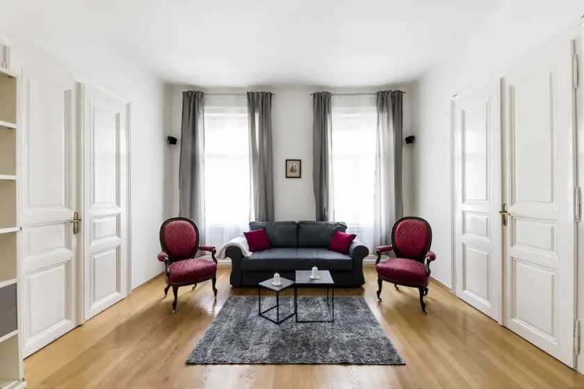 Blauhouse - Image 1