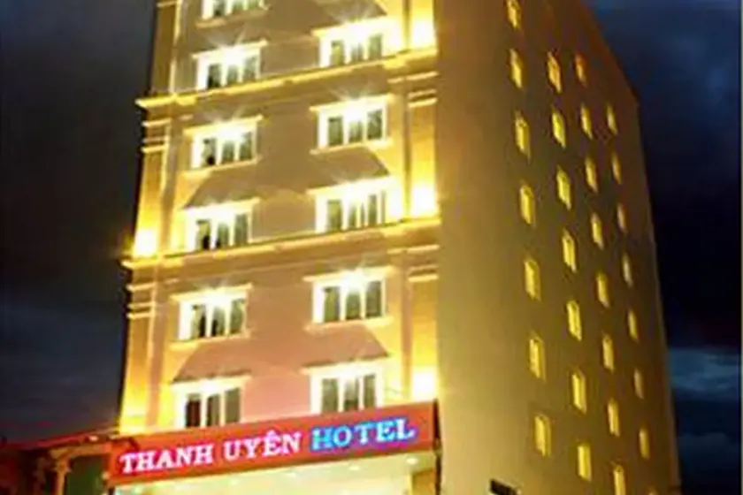 Thanh Uyen Hotel - Image 1