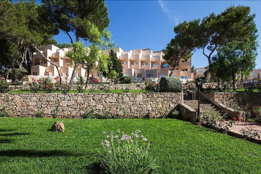Invisa Figueral Resort - Image 1