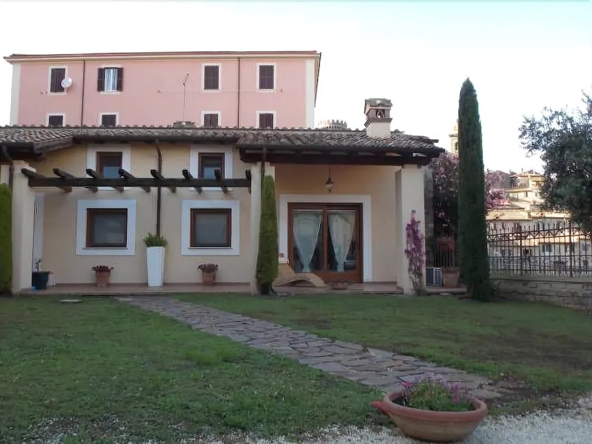 Bella Di Casa Herbs - Image 1