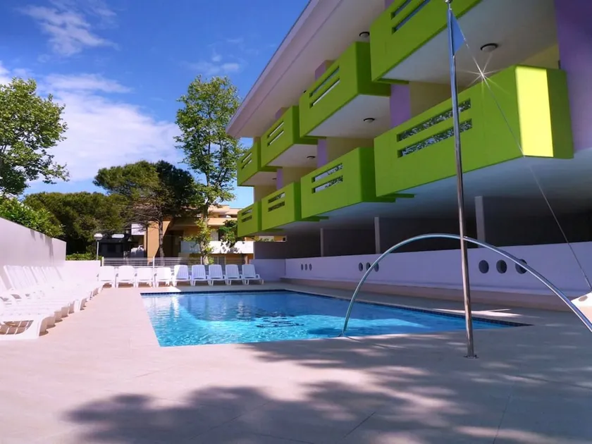 Residence Bright Star - Image 1