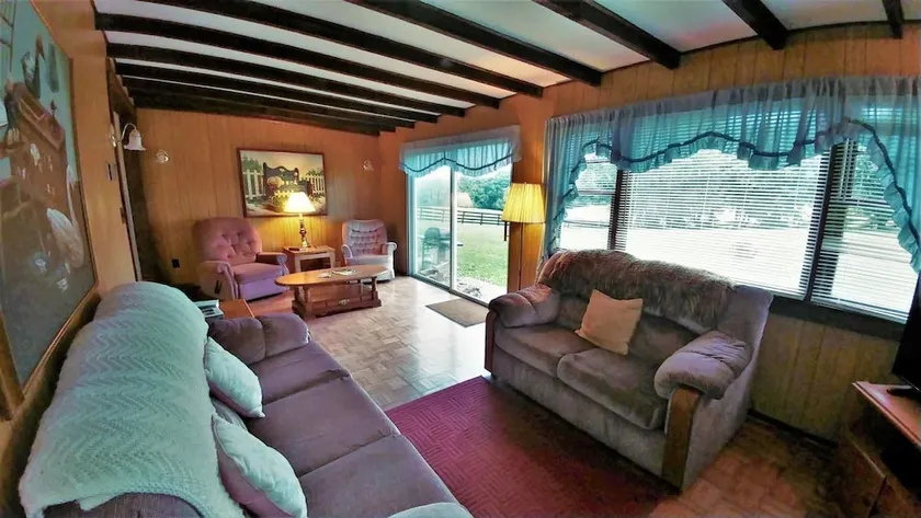 Rb_ranch_house - Image 1