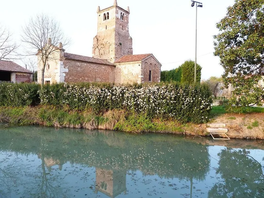 Agriturismo Corte Ceson La Casa Sull'Acqua - Image 1