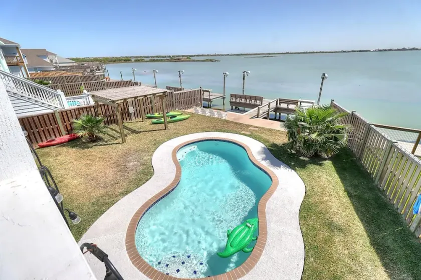 Agarita Shores 3 Bedroom Home by Redawning - Image 1