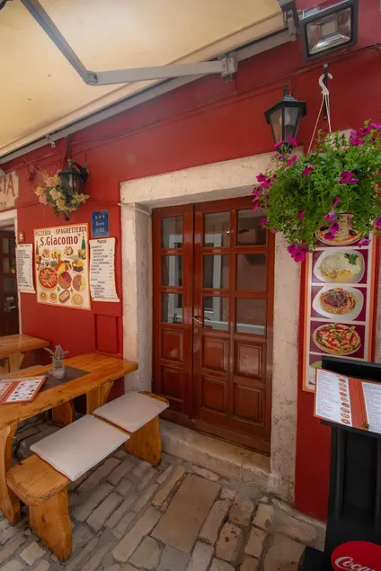 San Giacomo in Rovinj - Image 1