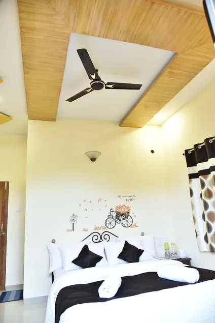 Serenity Villa - Image 1