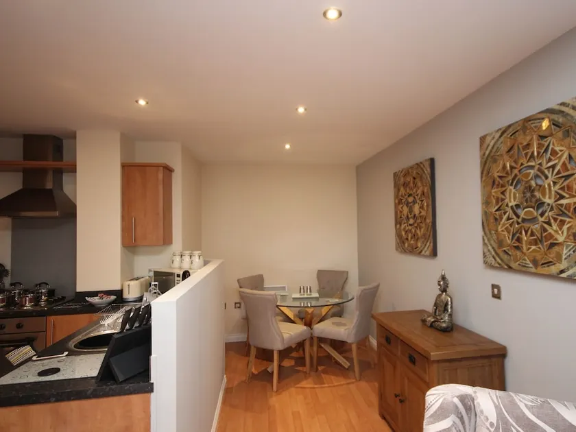 Curzon Place - Image 1