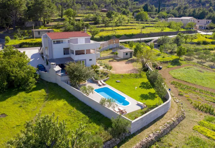 Villa Olive Tree With Secluded Pool - Image 1