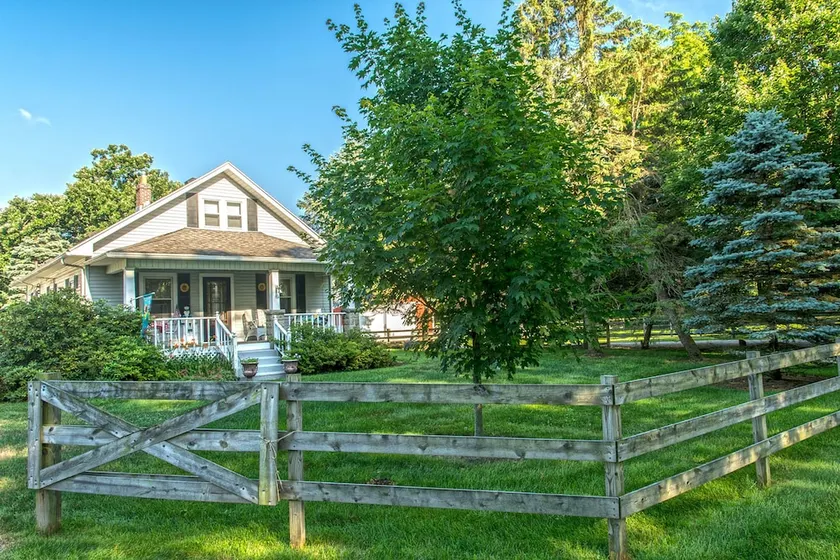 Farmhouse Stay - Image 1