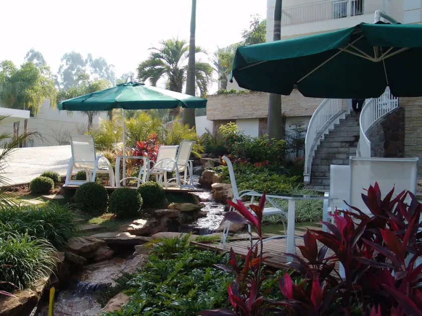 El Shadai Park Hotel - Image 1