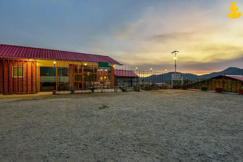 LivingStone | Eco Resort | Deluxe room | - Image 1