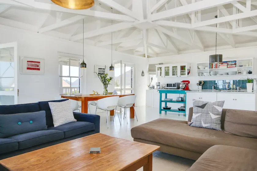 Gannet Beach House - Image 1