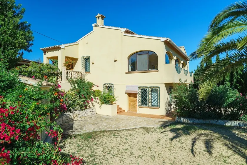 Bookit Villa Berdica Moraira - Image 1