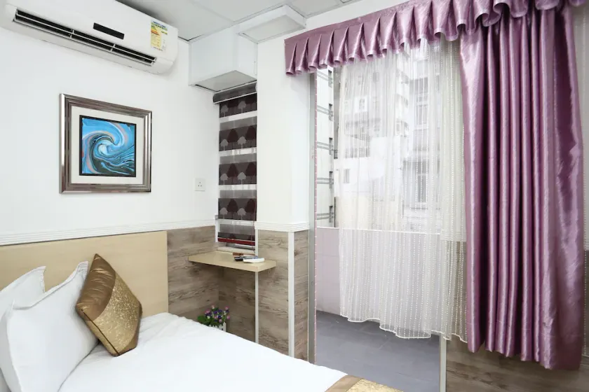 Super Inn - Image 1