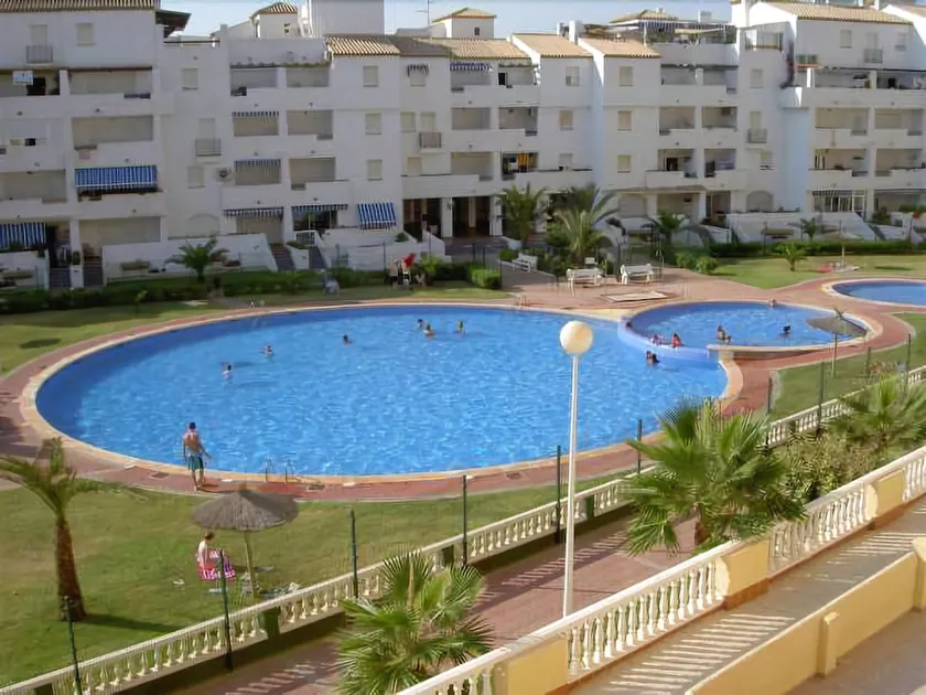 Apartamentos Puerto Tomas Maestre - Image 1