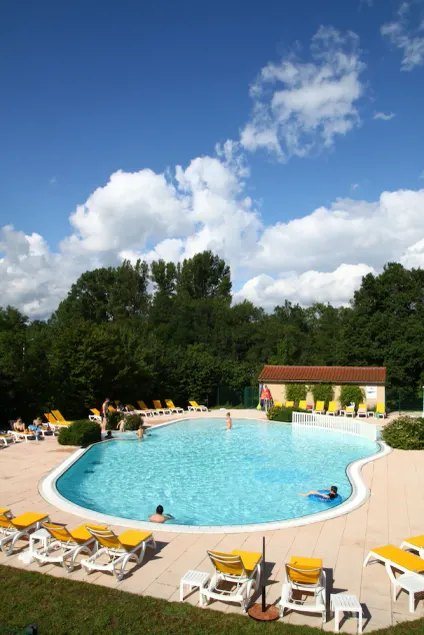 Camping Les Gorges De L'Allier - Image 1