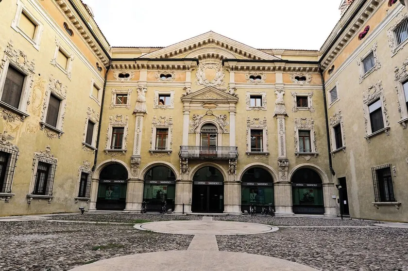 Casa Museo Palazzo Valenti Gonzaga - Image 1