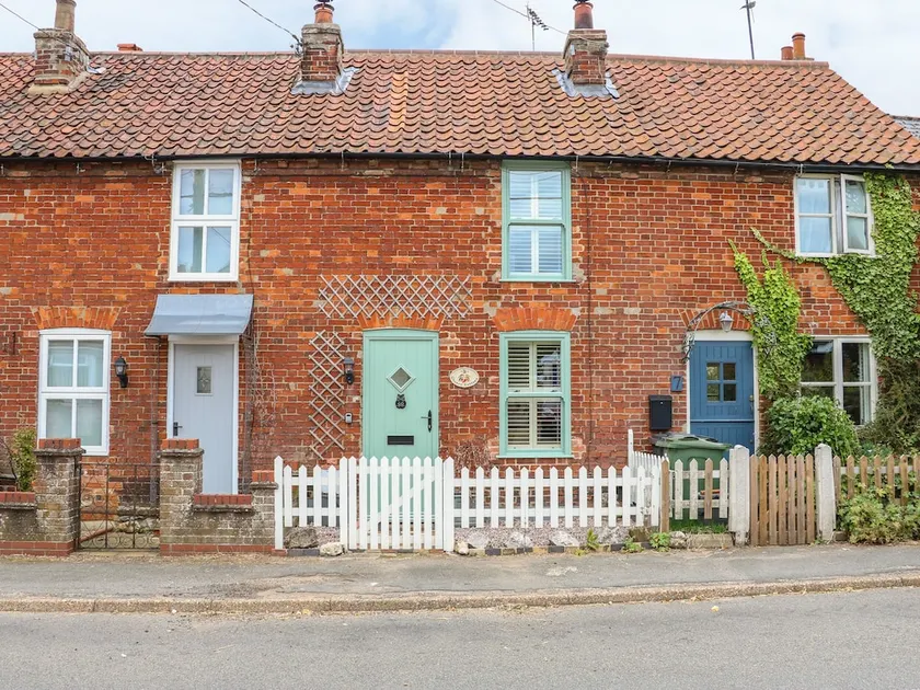 Cherry Cottage - Image 1