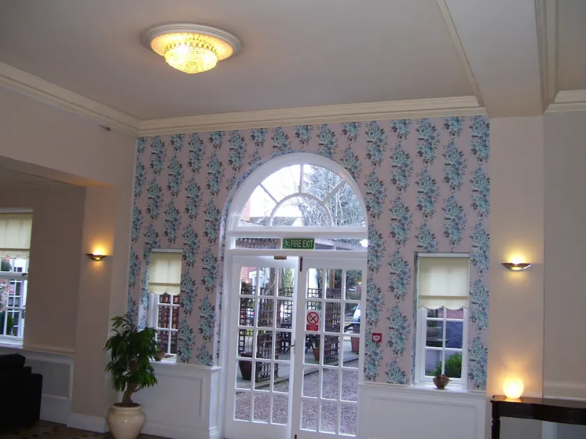 Fownes Hotel - Image 1