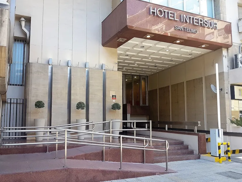 Hotel Intersur San Telmo - Image 1