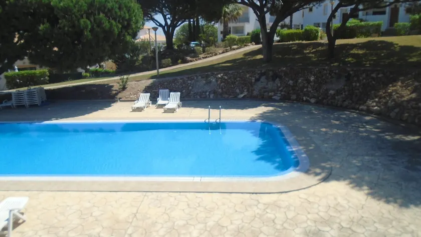 House With 3 Bedrooms in Albufeira, With Shared Pool, Enclosed Garden and Wifi - Image 1