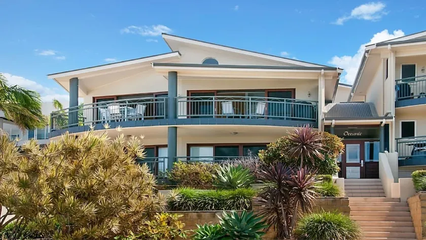 Byron @ Lennox - Image 1