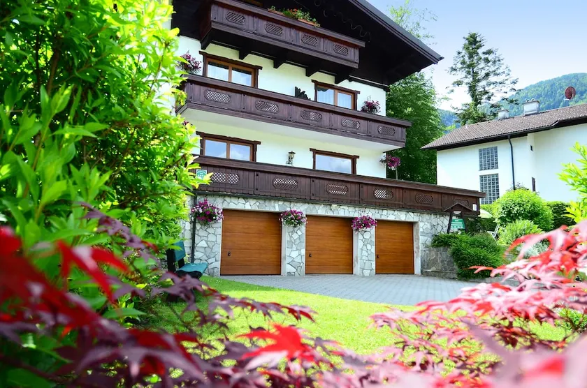 Haus Strutzenberger Bad Ischl - Image 1