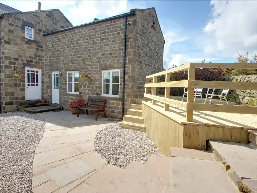 Owl Cottage - Image 1