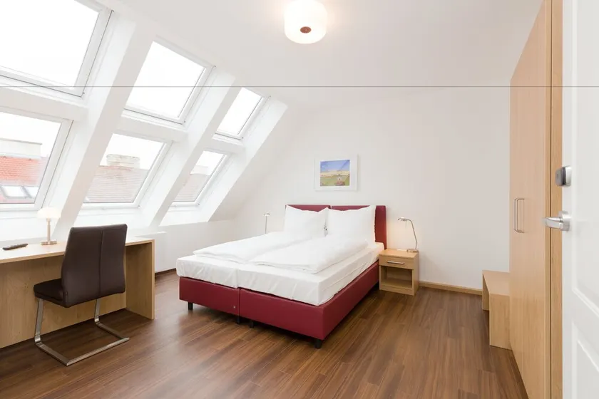 DMG Apartments Hotel - Image 1