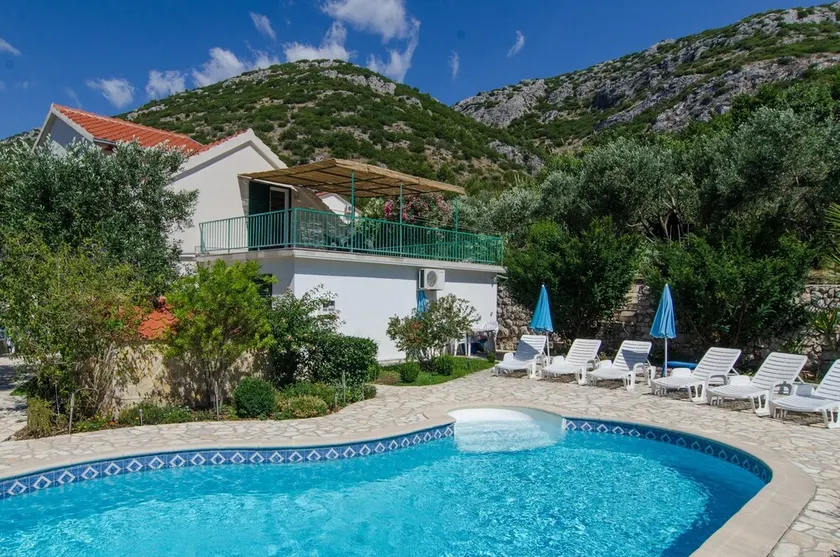 Holiday Home Clarita - Image 1