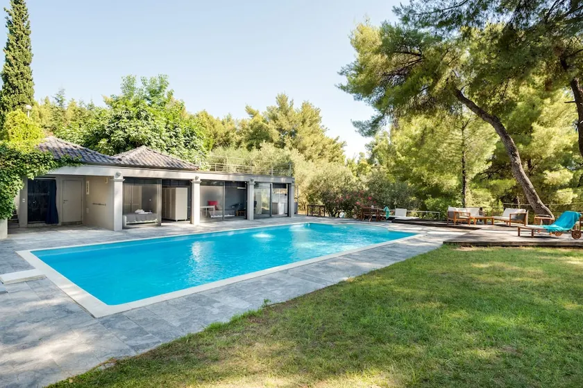 Villa Azzuro by JJ Hospitality - Image 1