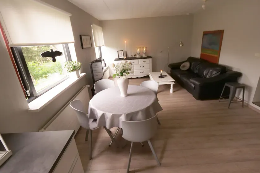 Manahlid Apartment - Image 1