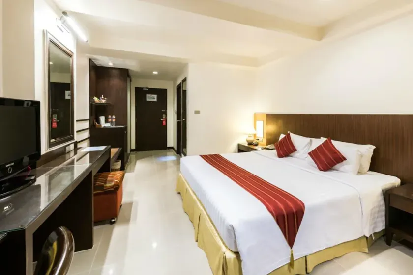 iCheck inn Mayfair Pratunam - Image 1