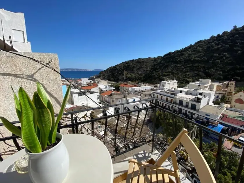 Argiro Studios And Apartments - Image 1
