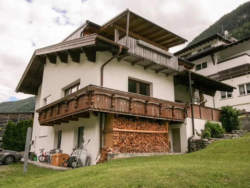 Sandra See in See With 2 Bedrooms and 1 5 Bathrooms - Image 1