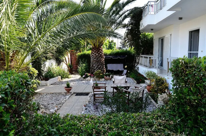 Noble Inn - Image 1