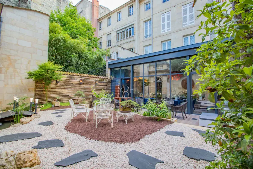 hotel des quinconces - Image 1