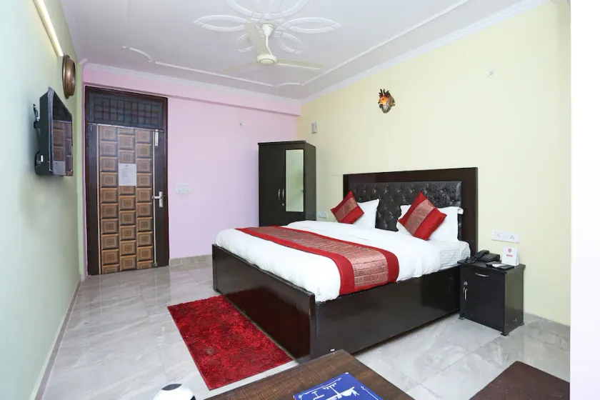N D Star Residency by OYO Rooms - Image 1