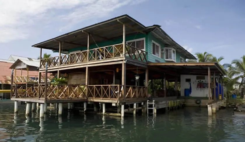 Bocas Inn - Image 1